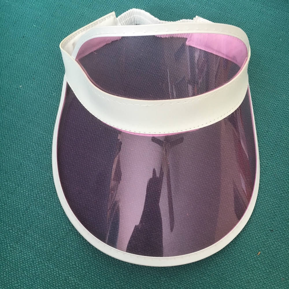 Ban.do pink poker visor